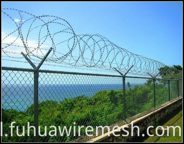 Y Post Welded Wire Mesh Security Prison Airport Fence Netting5